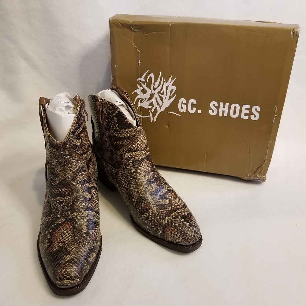 GC Shoes Women's Stax Ankle Boot Classic Western Charm Meets Modern Comf…